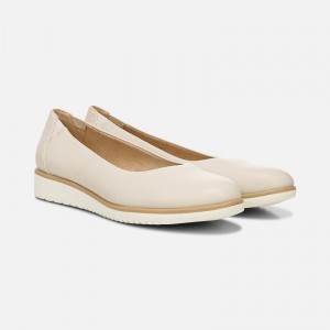 Naturalizer Shoes for Women - SOUL Idea Ballet Flat Cream YT07-3247D2